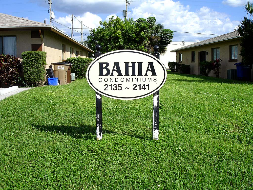 Bahia Condo Signage